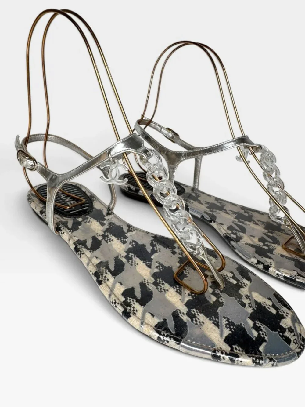 CHANEL EU 40 US 9 Silver Strappy Houndstooth Chain Ankle Strap Jelly Sandals